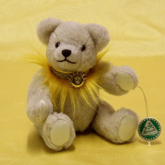 Clubbr 2023 Kleiner Sonnenschein 19 cm Teddybr von Hermann-Coburg