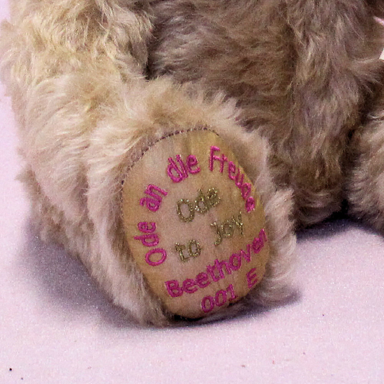 Ode an die Freude ? 24. HERMANN Classic Music Bear 2020 34 cm Teddybr von Hermann-Coburg