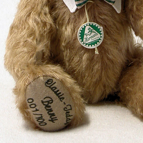 Classic Teddy Benny 30 cm Teddybr von Hermann-Coburg