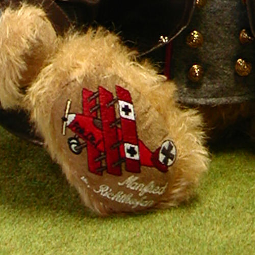 Der Rote Baron 41 cm Teddybr von Hermann-Coburg