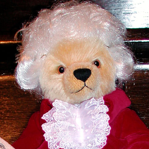 Wolfgang Amadeus Mozart 35 cm Teddybr von Hermann-Coburg