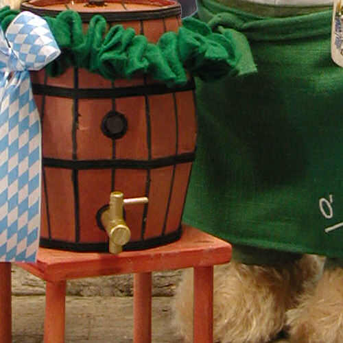 Oktoberfest Wiesnwirt Ozapft is 37 cm Teddybr von Hermann-Coburg