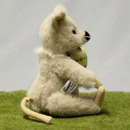 Eine kleine Ostermaus 19 cm Teddybr von Hermann-Coburg