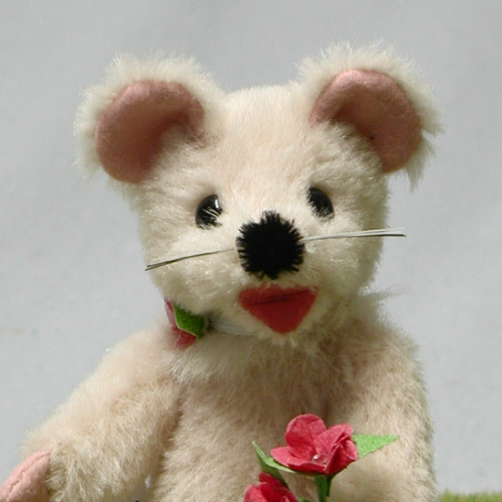 Eine kleine Frhlingsmaus 19 cm Teddybr von Hermann-Coburg