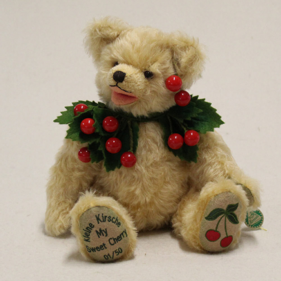 Kleine Kirsche My Sweet Cherry 32 cm Teddybr von Hermann-Coburg