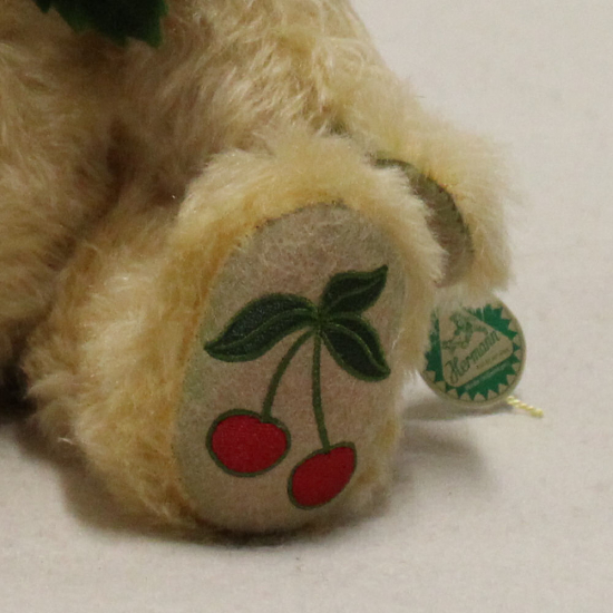 Kleine Kirsche My Sweet Cherry 32 cm Teddybr von Hermann-Coburg