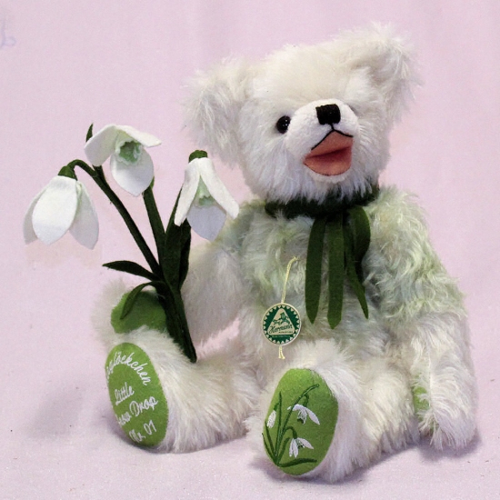 Kleines Schneegckchen 34 cm Teddybr von Hermann-Coburg