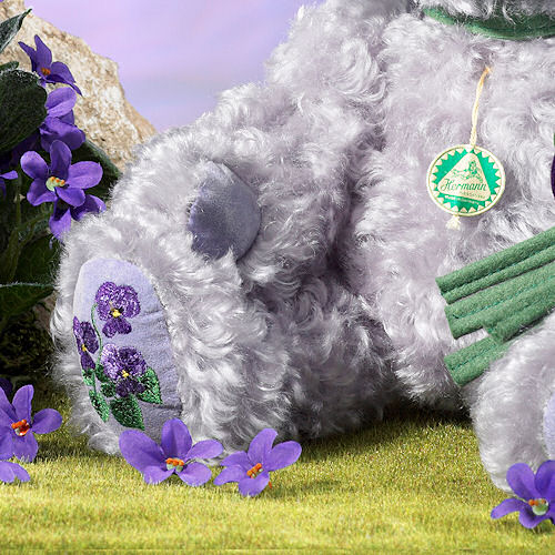 Violet 35 cm Teddybr von Hermann-Coburg