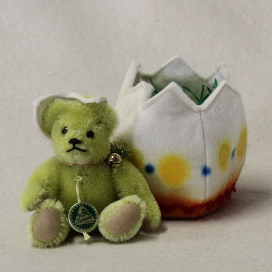 Eins, zwei, drei ? der Teddy schlpft aus dem Ei ? Teddy hellgrn 12 cm Teddybr von Hermann-Coburg