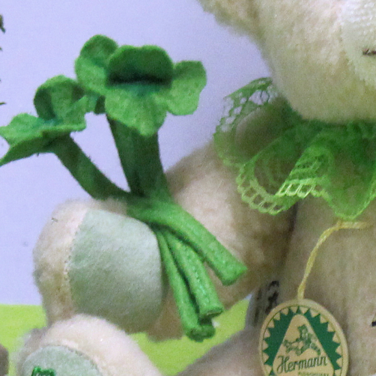 Mein Glcksbrchen fr 2022 25 cm Teddybr von Hermann-Coburg