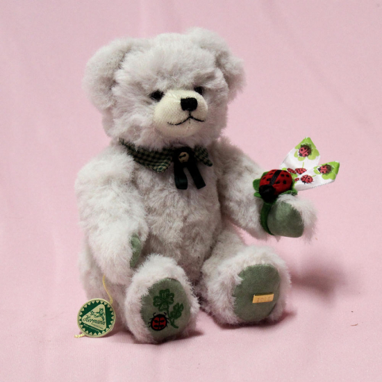 Mein Glücksbärchen für 2023 25 cm Teddybär von Hermann-Coburg