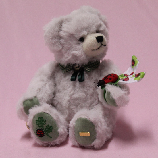 Mein Glcksbrchen fr 2023 25 cm Teddybr von Hermann-Coburg