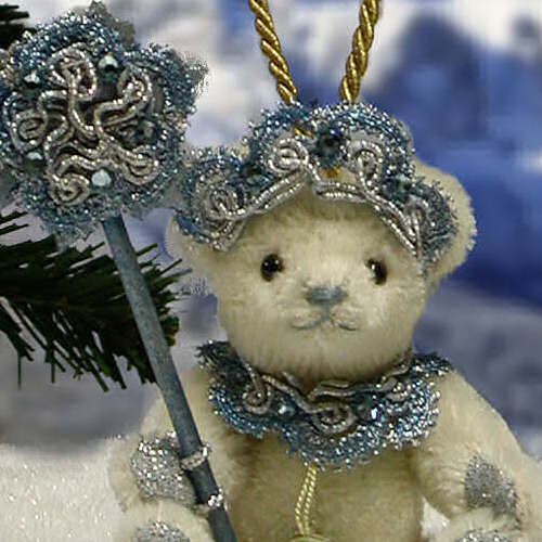 Kleiner Schneekristall 11 cm Teddybr von Hermann-Coburg