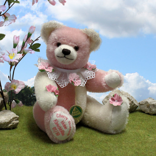 Little Cherry Blossom 29 cm Teddy Bear by Hermann-Coburg