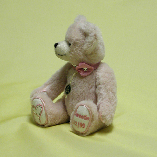 Sweetie ? Valentine 2015 24 cm Teddybr von Hermann-Coburg