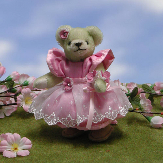 Little Cherry Blossom 15 cm Teddy Bear by Hermann-Coburg