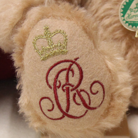 Queen Camilla Coronation Bear 36 cm Teddybr von Hermann-Coburg