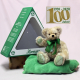 Der Bär im grünen Dreieck (Mohairfarbe hell-beige) 34 cm Teddy Bear by Hermann-Coburg