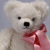 Zeitloser Klassiker - weiß 35 cm Teddybär von Hermann-Coburg