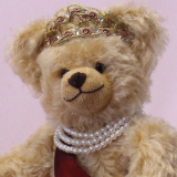 Queen Elizabeth II Celebration Bear for Her Majesty’s 95th birthday on 21st April 2021 34 cm Teddy Bear by Hermann-Coburg
