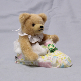 Sleeping in a Shoe  Baby Bear 23 cm Teddybr von Hermann-Coburg